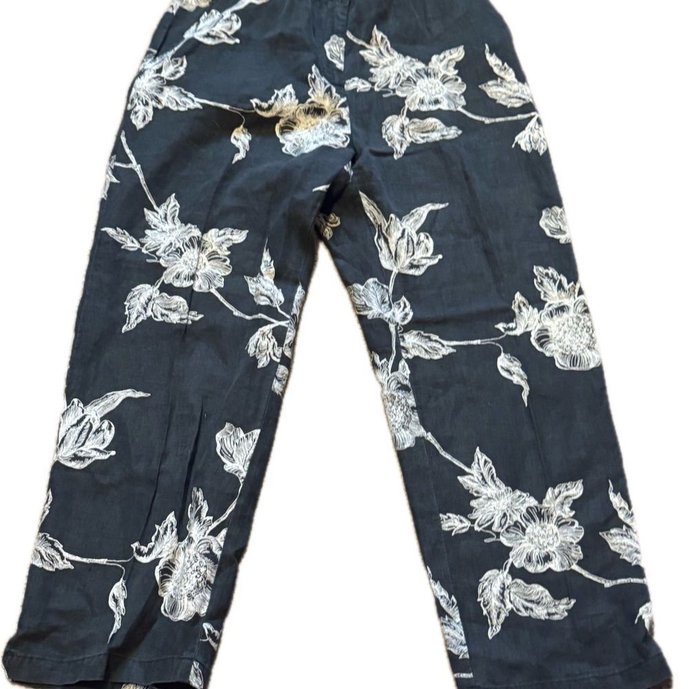 RAFAELLA Women Size 12 Black‎ and White %100 linen Floral pants Quiet Luxury